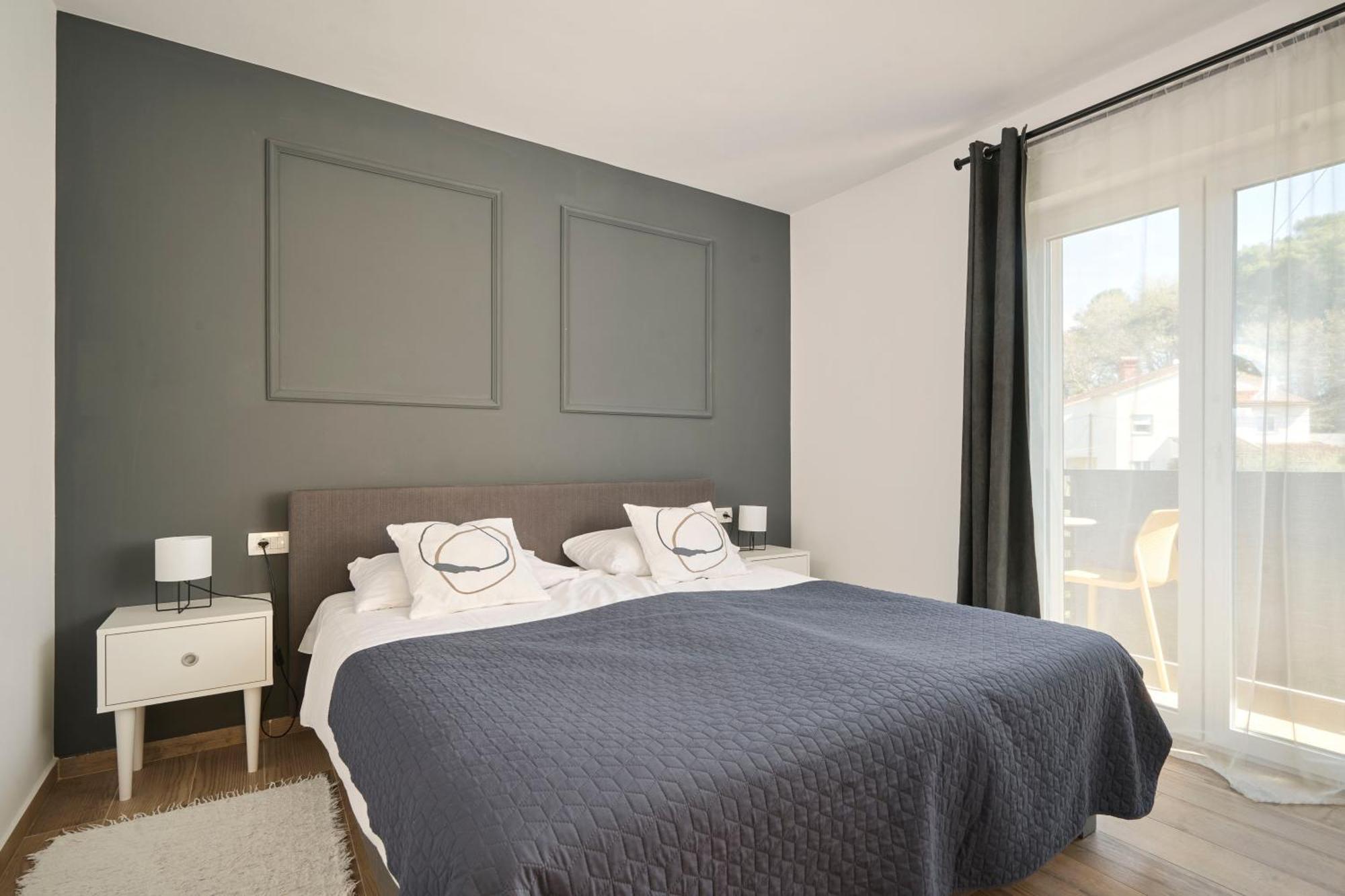 Apartment Martello Forest View Porec Esterno foto
